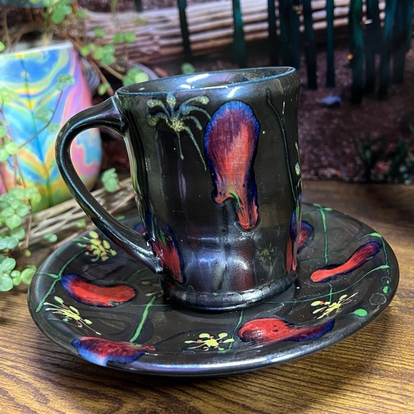 MDWald Teacup and Saucer Massage Lotion Candle Signed Porcelain - Picture 3 of 13